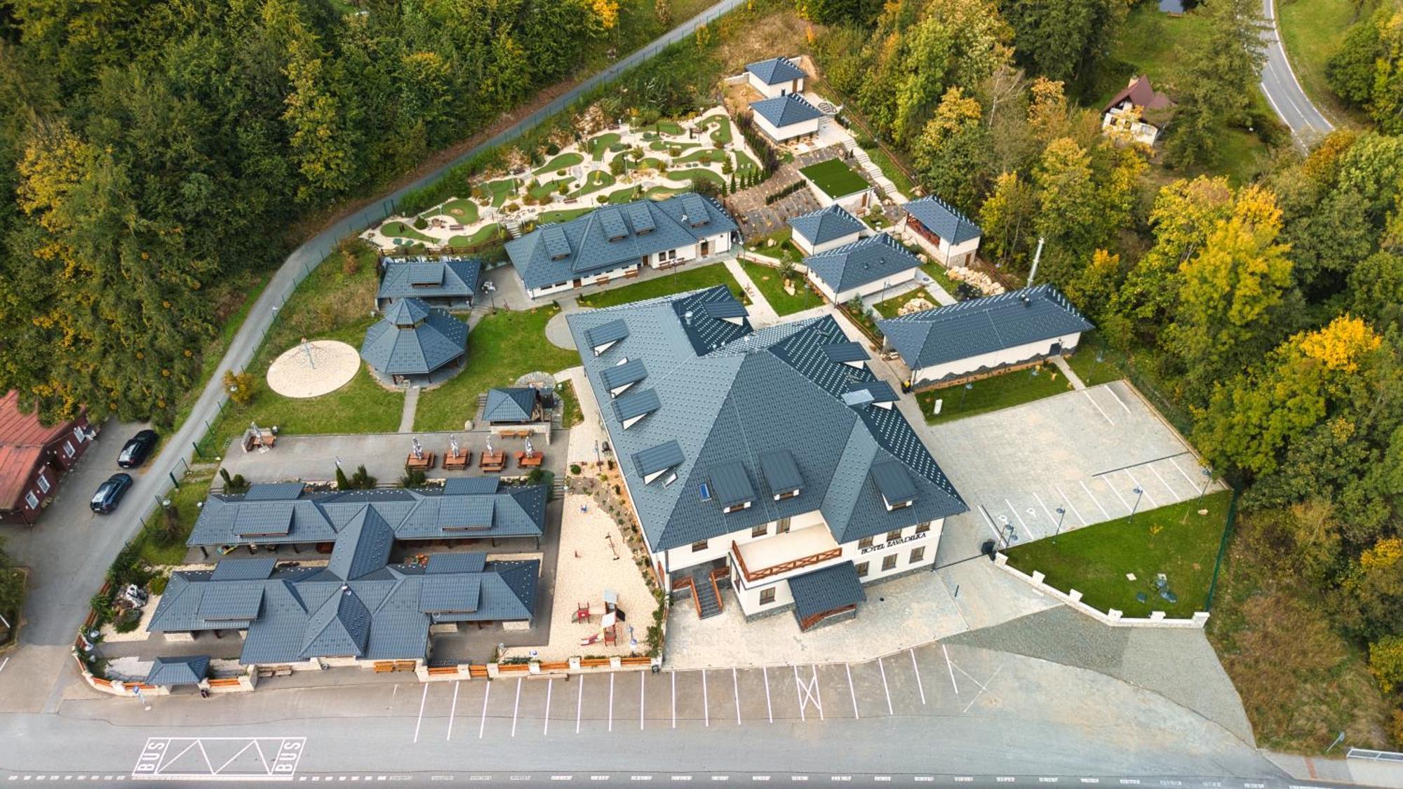 Wellness Hotel Zavadilka Prostredni Becva Exterior photo
