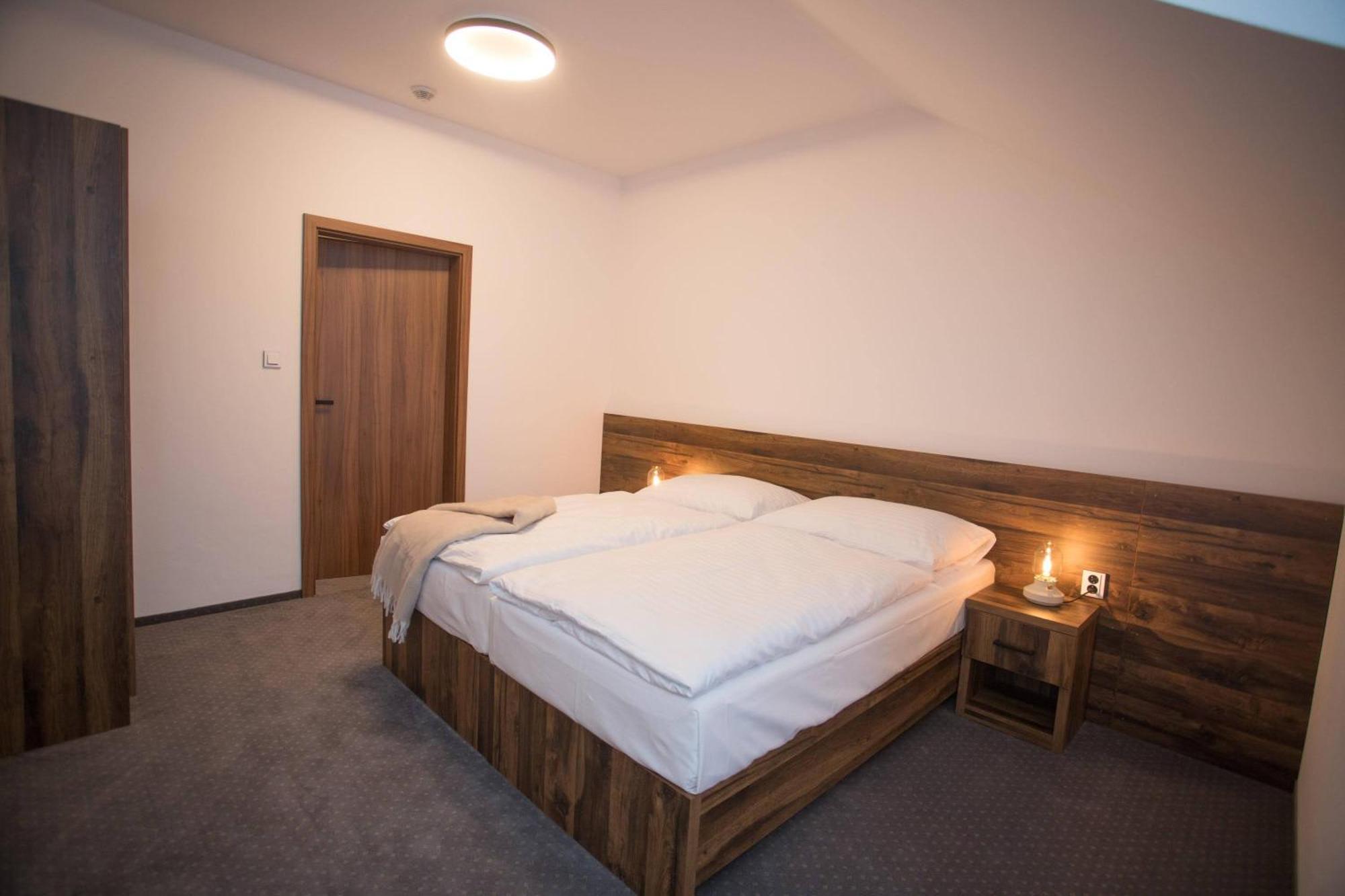 Wellness Hotel Zavadilka Prostredni Becva Exterior photo