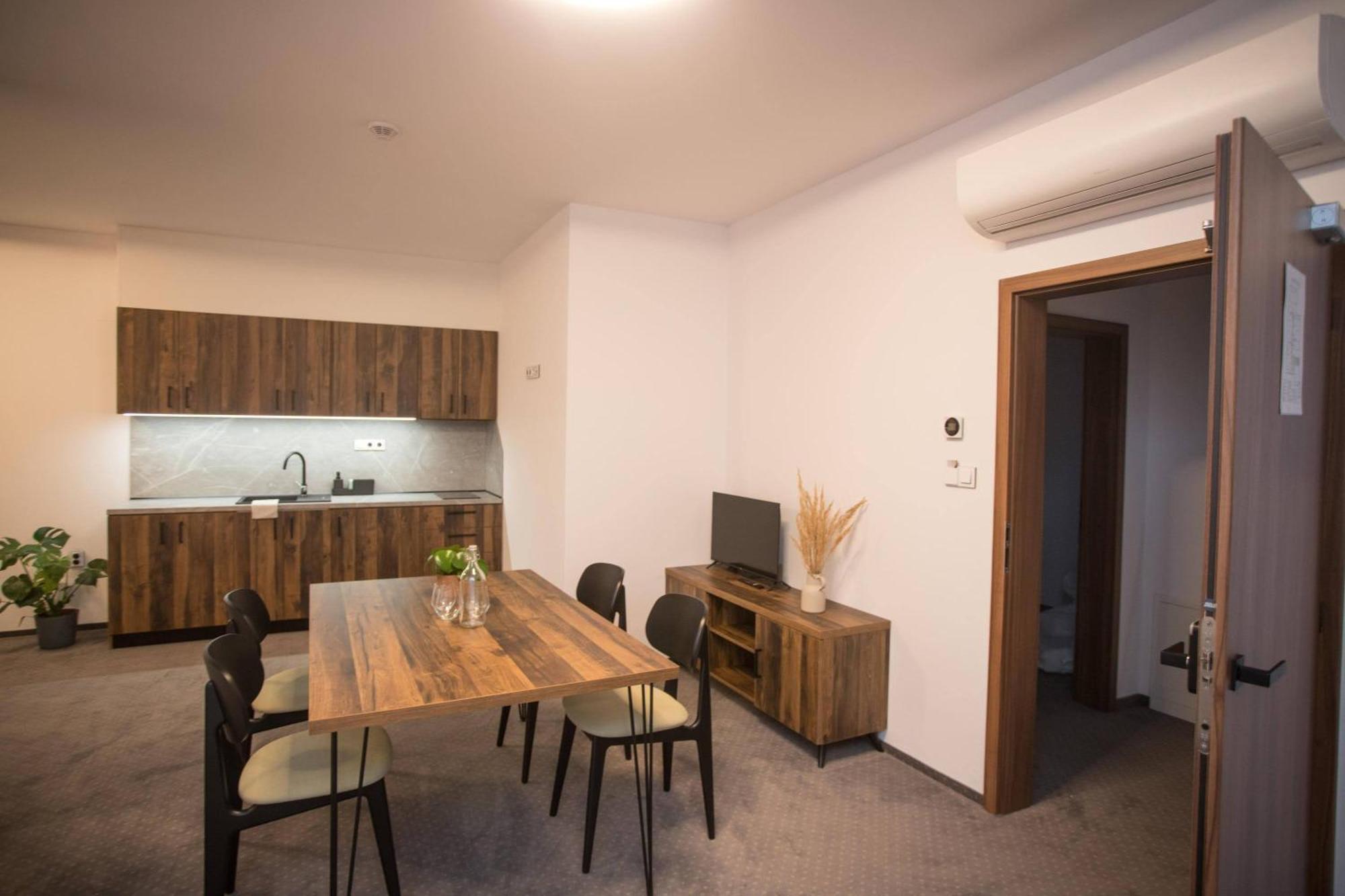 Wellness Hotel Zavadilka Prostredni Becva Exterior photo