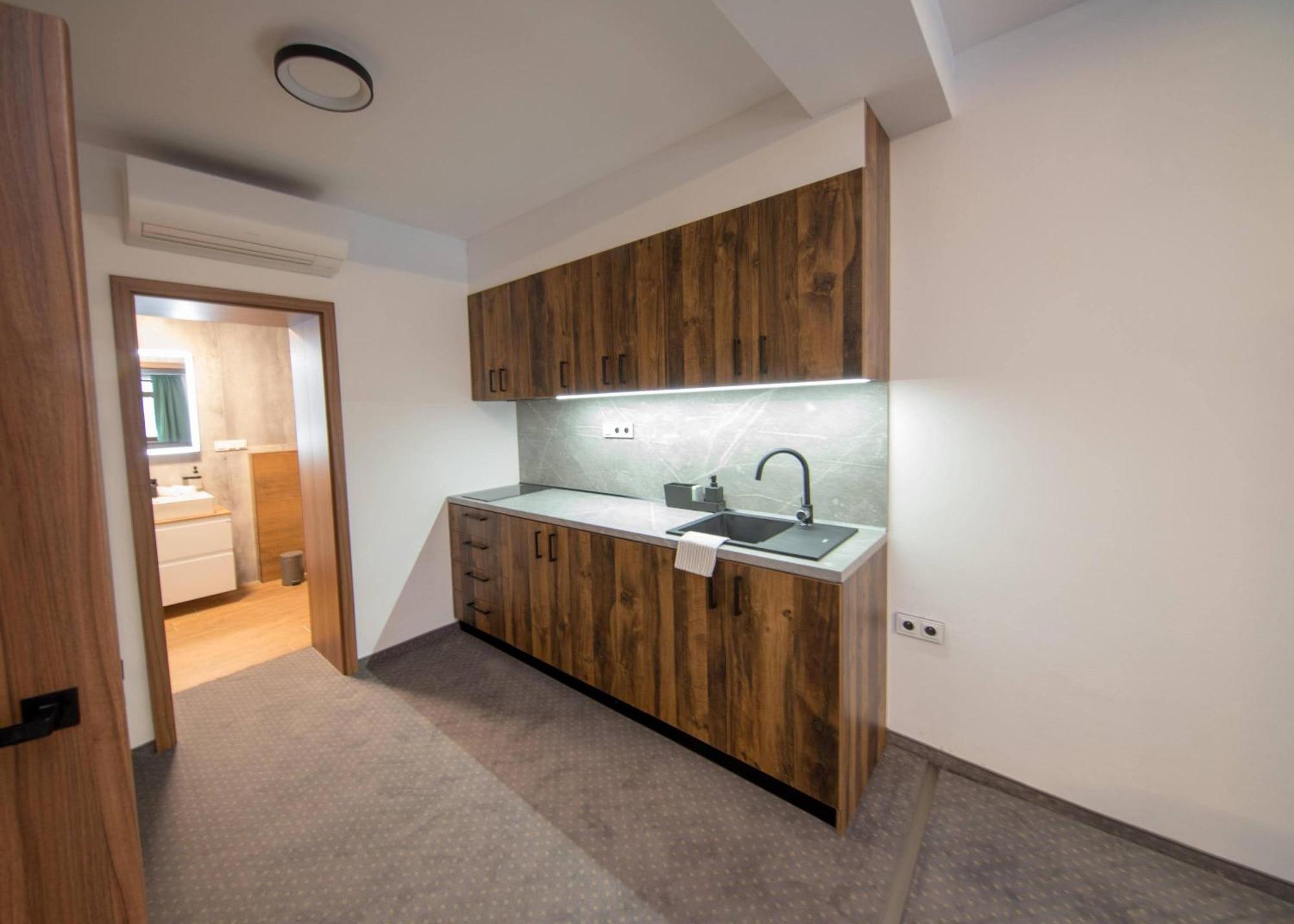 Wellness Hotel Zavadilka Prostredni Becva Exterior photo