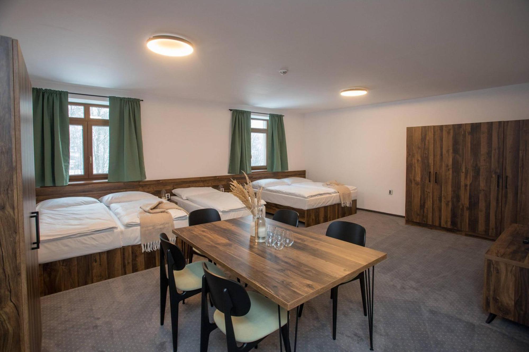 Wellness Hotel Zavadilka Prostredni Becva Exterior photo